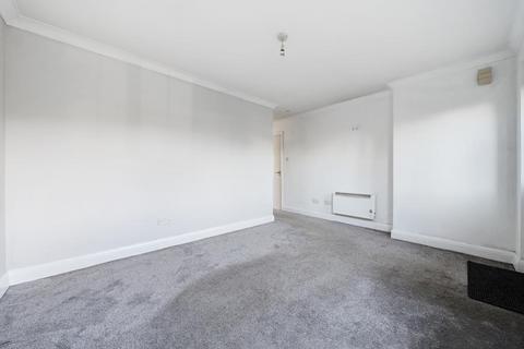 1 bedroom apartment to rent, Langston Court,  High Wycombe,  HP12