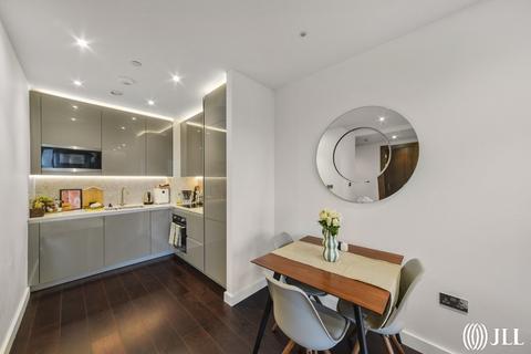 1 bedroom apartment for sale, Charles Clowes Walk London SW11