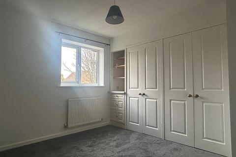 2 bedroom terraced house to rent, Longhedge, Caldecotte, Milton Keynes