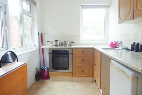 Studio to rent, Castle Road, Whitstable