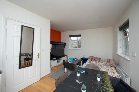 1 bedroom flat for sale, Chaloner Grove, Wakefield WF1