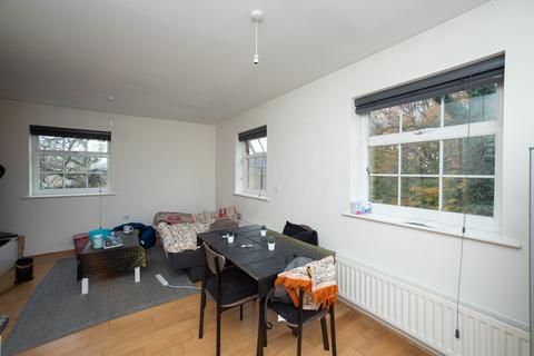 1 bedroom flat for sale, Chaloner Grove, Wakefield WF1