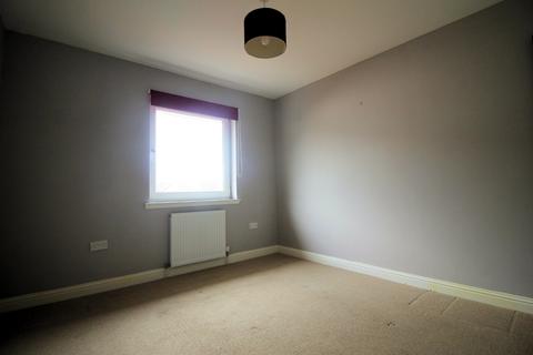 2 bedroom flat to rent, Barnsdale Road, Stirling, FK7