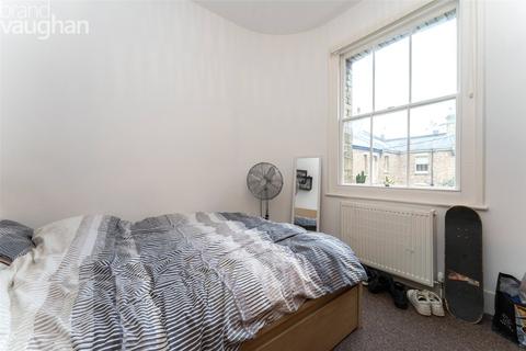 undefined, First Avenue, East Sussex BN3