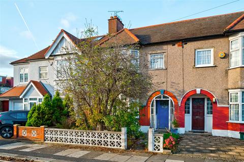 3 bedroom terraced house for sale, Homefield Avenue, Ilford