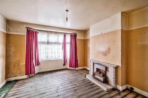 3 bedroom terraced house for sale, Homefield Avenue, Ilford