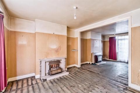 3 bedroom terraced house for sale, Homefield Avenue, Ilford