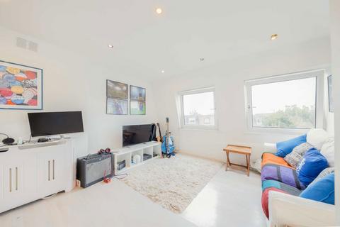 1 bedroom flat to rent, Sinclair Road, London W14