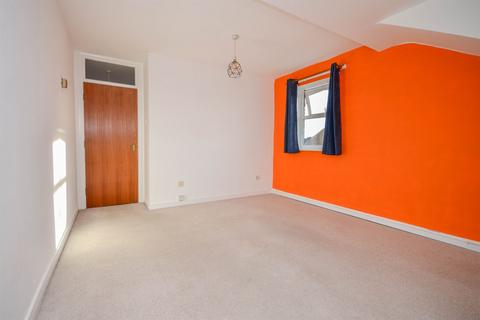 2 bedroom apartment to rent, Flat 12, 45 Regent Road, Gosforth