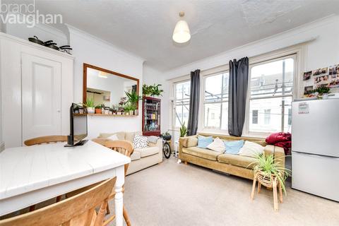 3 bedroom terraced house to rent, Abbey Road, Brighton BN2