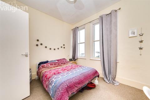 3 bedroom terraced house to rent, Abbey Road, Brighton BN2