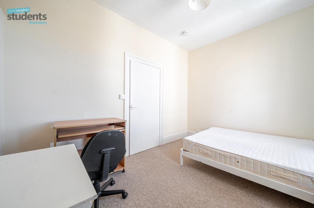 1c6f5b39-cf33-40b...