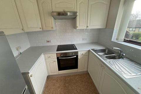 1 bedroom flat to rent, High Street, Old Whittington