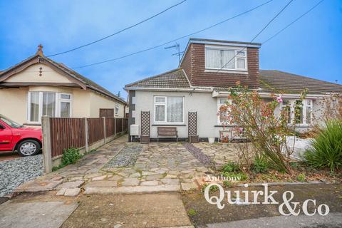 3 bedroom semi-detached house for sale, The Driveway, Canvey Island, SS8