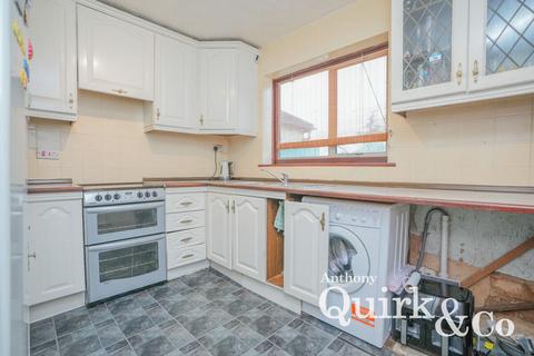 3 bedroom semi-detached house for sale, The Driveway, Canvey Island, SS8