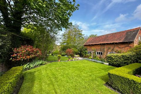 4 bedroom detached house for sale, Priory Road, Wantage, Oxfordshire, OX12