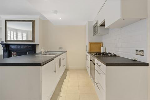 2 bedroom flat to rent, Kylemore Road, West Hampstead NW6