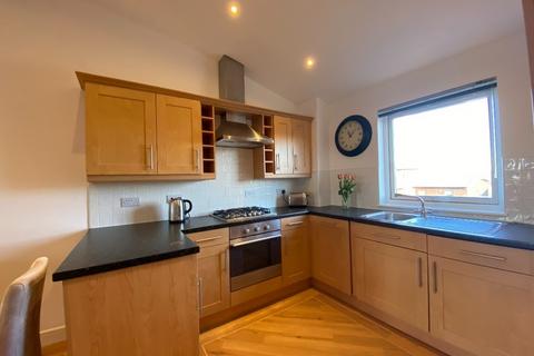 2 bedroom flat to rent, Meggetland View, Craiglockhart, Edinburgh, EH14