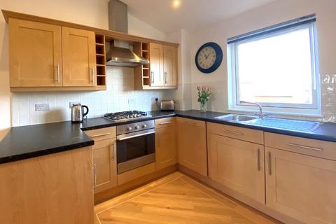 2 bedroom flat to rent, Meggetland View, Craiglockhart, Edinburgh, EH14