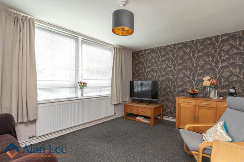 1 bedroom flat for sale, Westminster Road, Macclesfield, SK10 3AJ