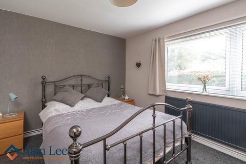 1 bedroom flat for sale, Westminster Road, Macclesfield, SK10 3AJ