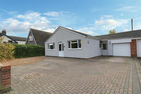 3 bedroom detached bungalow for sale, Sandbach Road, Rode Heath