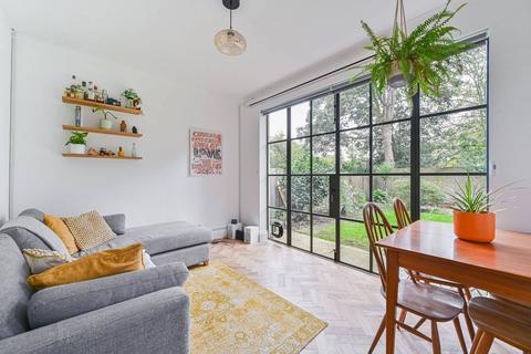 1 bedroom flat for sale, Consort Road, Peckham, London, SE15