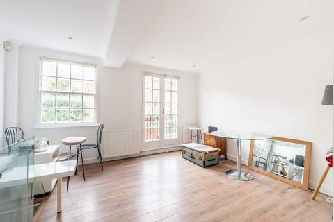 2 bedroom flat to rent, Royal Crescent Mews, Holland Park, London, W11