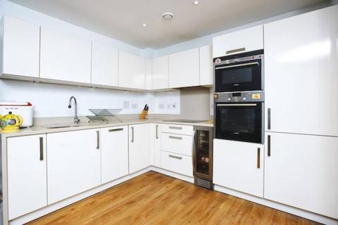 2 bedroom flat for sale, Queensland Road, Highbury and Islington, London, N7