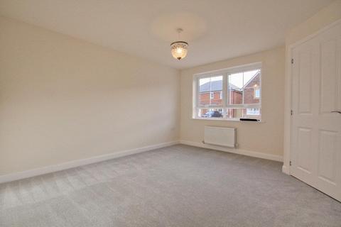 3 bedroom house to rent, Hazelnut Drive, Beverley