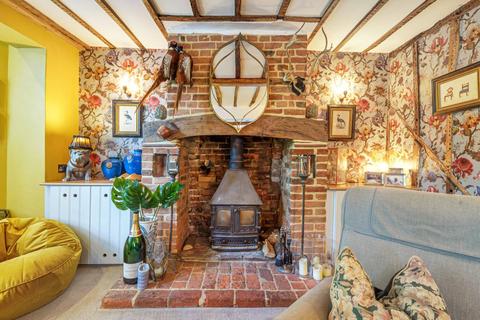 Lynton Lodge Main Road, Margaretting, Ingatestone, CM4 9HZ