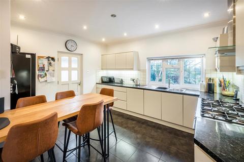 4 bedroom detached house for sale, Hove Park Way, Hove