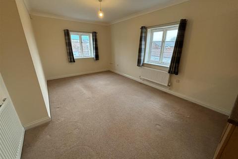 2 bedroom apartment to rent, Apartment 6, St Helens Mews, Howden