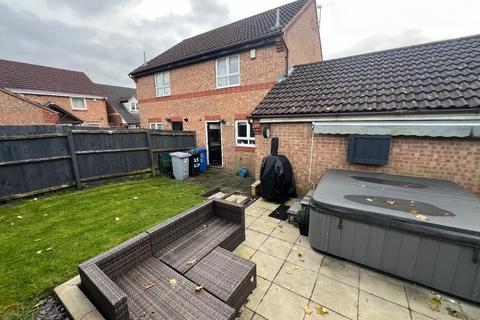 2 bedroom semi-detached house for sale, Lupin Close, Kettering