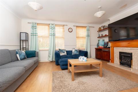 2 Offley Place, Isleworth, TW7 4SZ