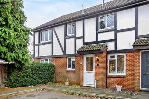 2 bedroom terraced house for sale, Telford Drive, Walton-On-Thames