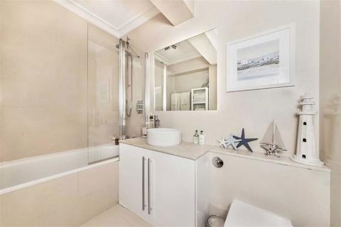 1 bedroom flat for sale, Hallam Street, London W1W