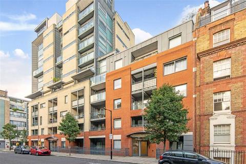 2 bedroom flat for sale, Wells Street, London W1T