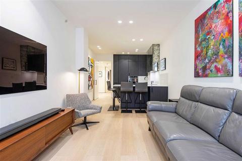 2 bedroom flat for sale, Wells Street, London W1T