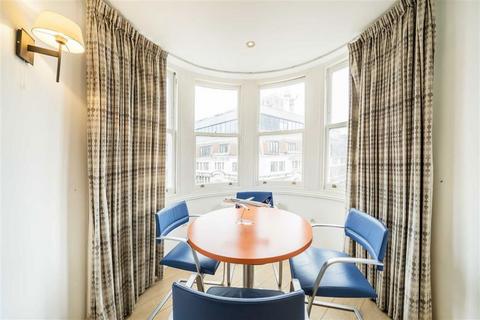 2 bedroom flat for sale, Berners Street, London W1T