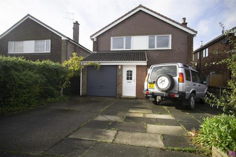 4 bedroom detached house to rent, 4 Bed House To Let on Conway Drive, Fulwood, Preston