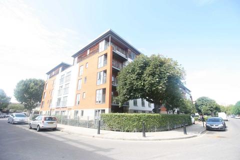 2 bedroom flat to rent, Eastside Mews, Bow