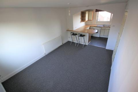 2 bedroom flat to rent, Damacre Road, Brechin DD9