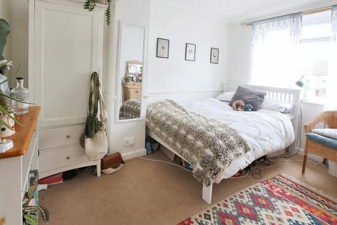 54 Hazel Way, Fetcham, Leatherhead, KT22 9QD