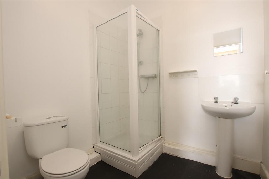 En-suite (4).JPG