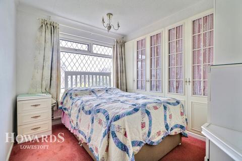 23 Broad Road, Lowestoft, NR32 3PA