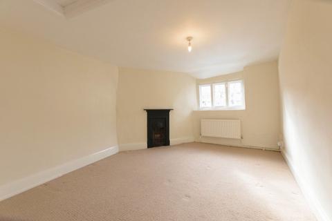 2 bedroom property to rent, The Borough, Farnham GU10