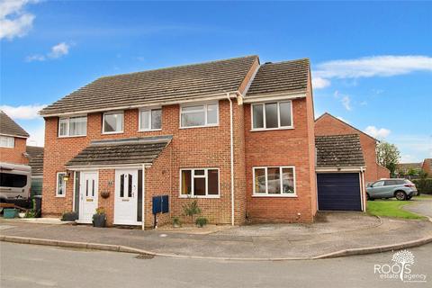 3 bedroom semi-detached house for sale, Grindle Close, Berkshire RG18