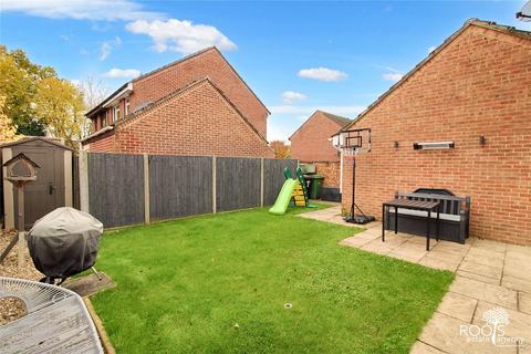 3 bedroom semi-detached house for sale, Grindle Close, Berkshire RG18