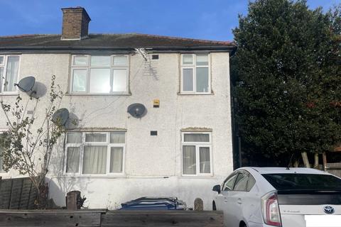 2 bedroom terraced house to rent, Hill Rise, Greenford UB6